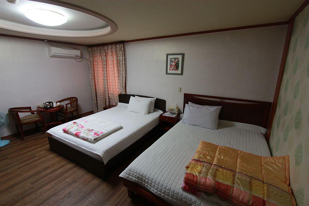 Business Hotel Busan Station Zewnętrze zdjęcie