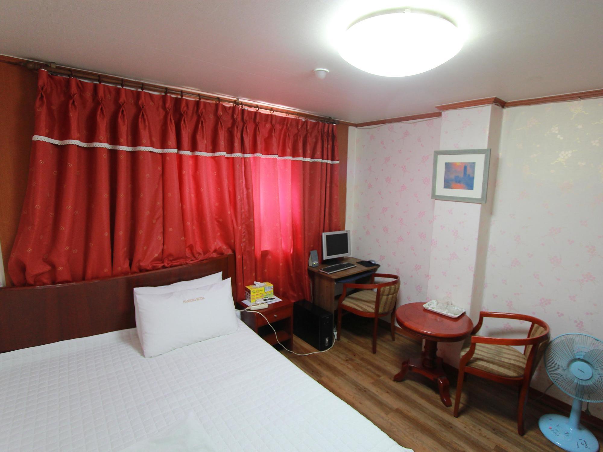 Business Hotel Busan Station Zewnętrze zdjęcie