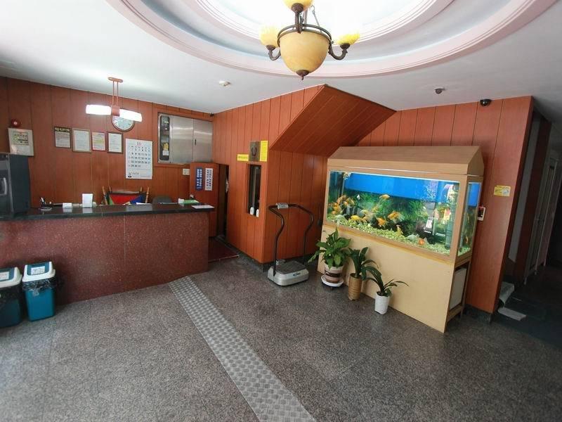 Business Hotel Busan Station Zewnętrze zdjęcie