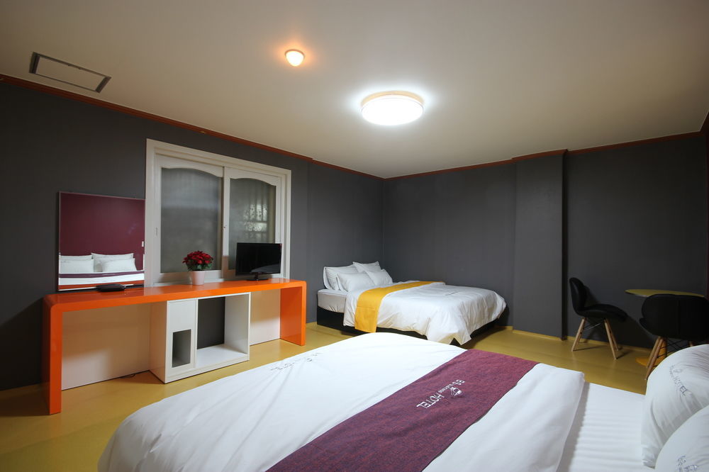 Business Hotel Busan Station Zewnętrze zdjęcie