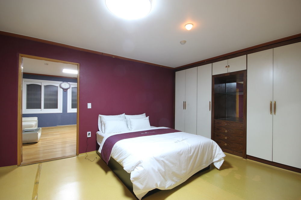 Business Hotel Busan Station Zewnętrze zdjęcie