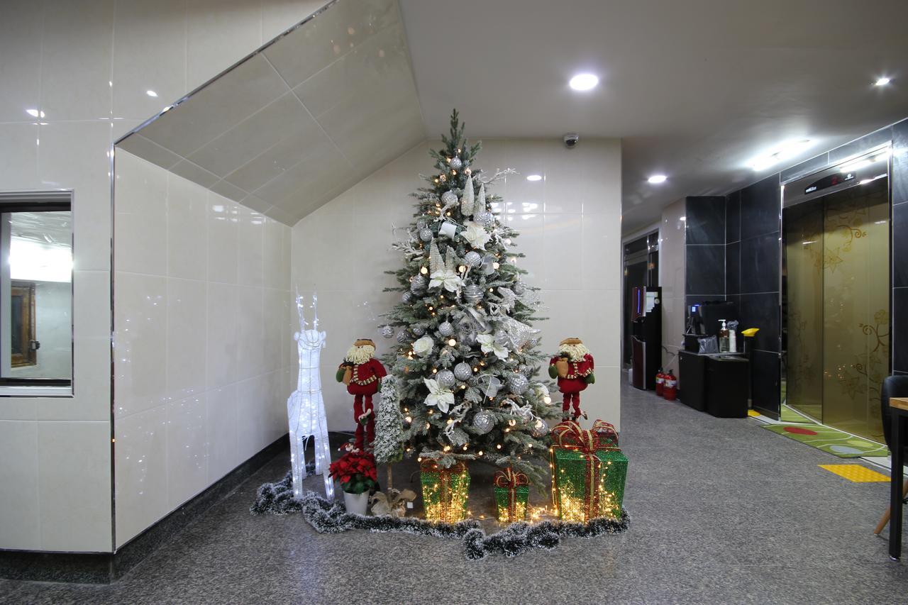 Business Hotel Busan Station Zewnętrze zdjęcie