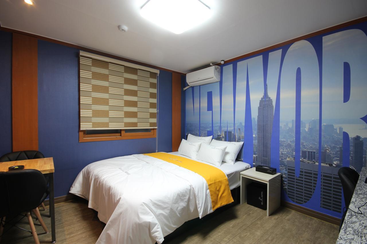 Business Hotel Busan Station Zewnętrze zdjęcie