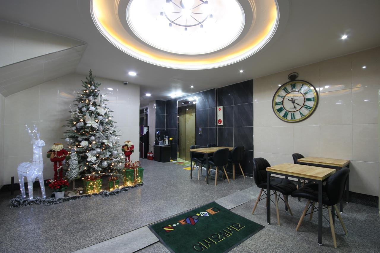 Business Hotel Busan Station Zewnętrze zdjęcie