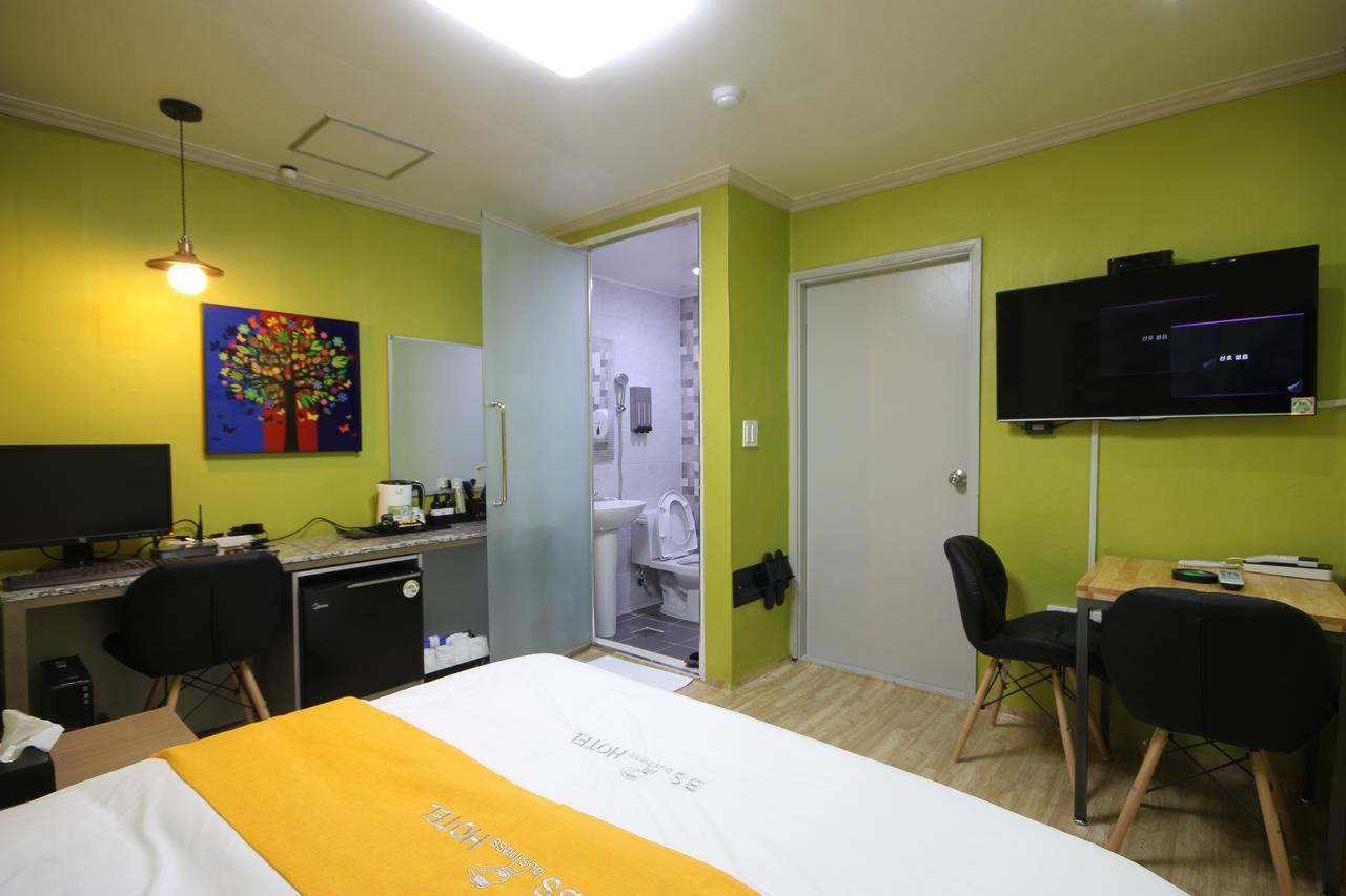 Business Hotel Busan Station Pokój zdjęcie