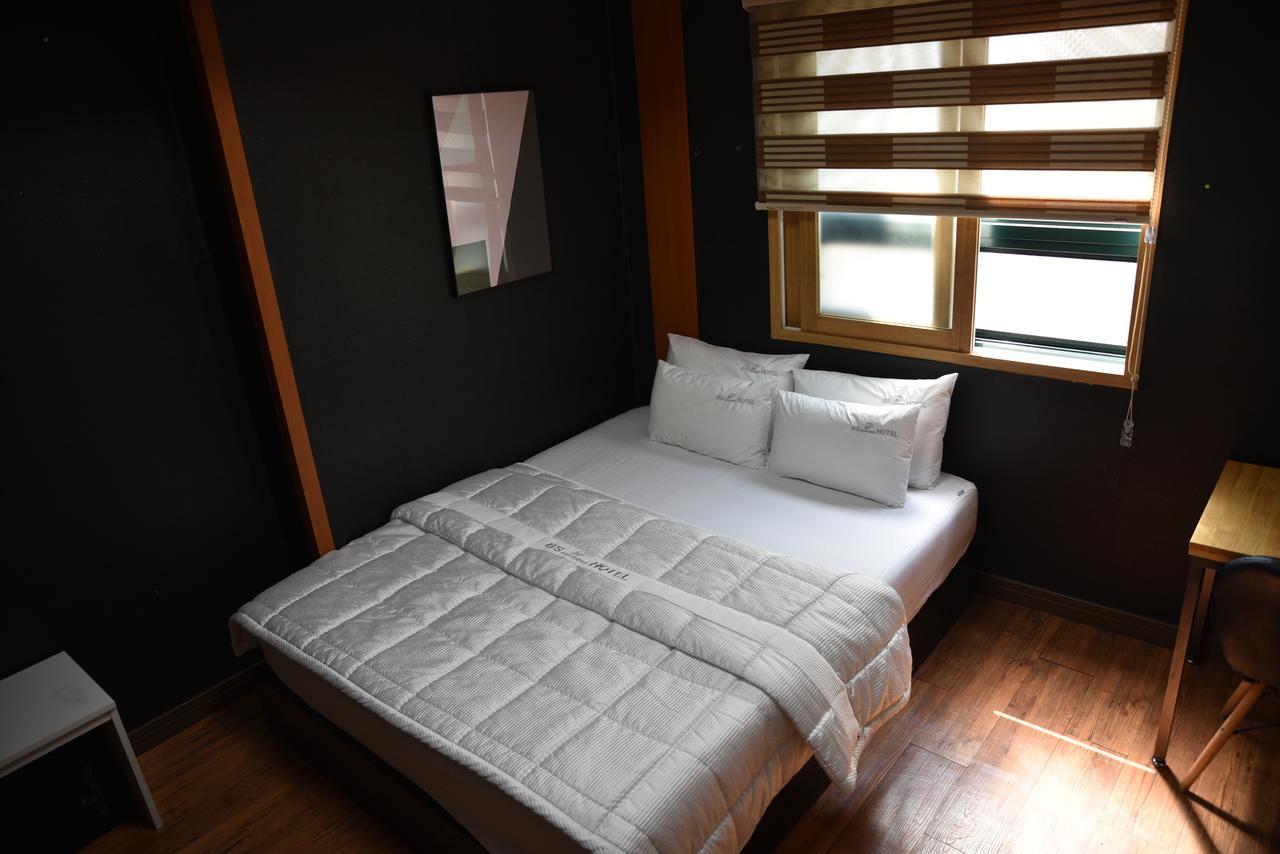 Business Hotel Busan Station Zewnętrze zdjęcie