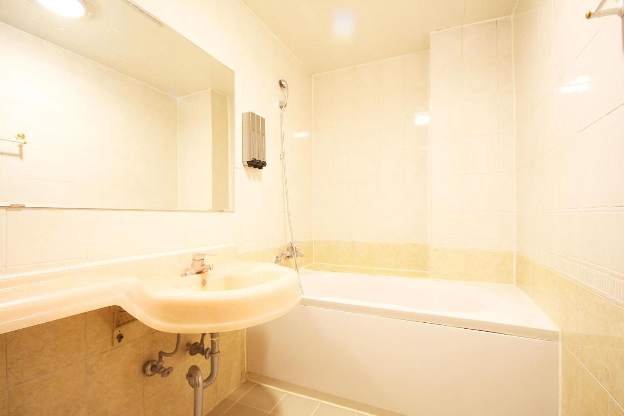 Business Hotel Busan Station Zewnętrze zdjęcie